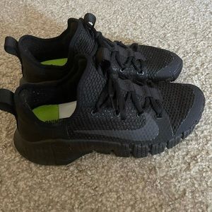 Men’s black Nike Metcon’s